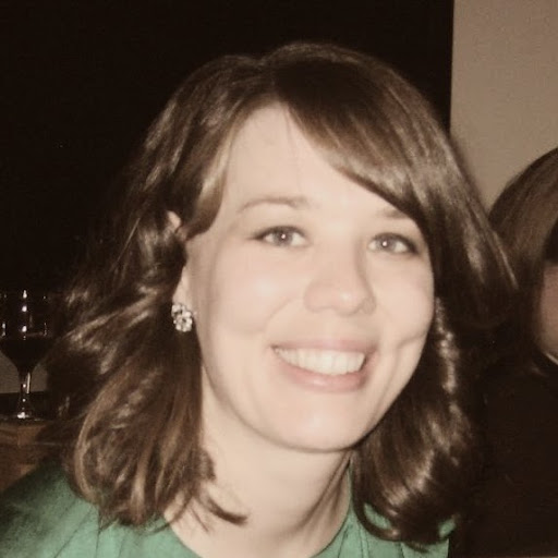 Heidi Squires Photo 9