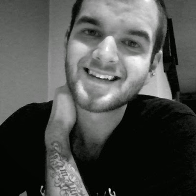 Ryan Thiel Photo 6