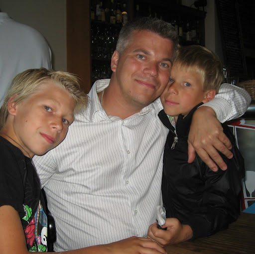 Daniel Eklund Photo 14