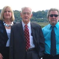 Mary Brauer Photo 4