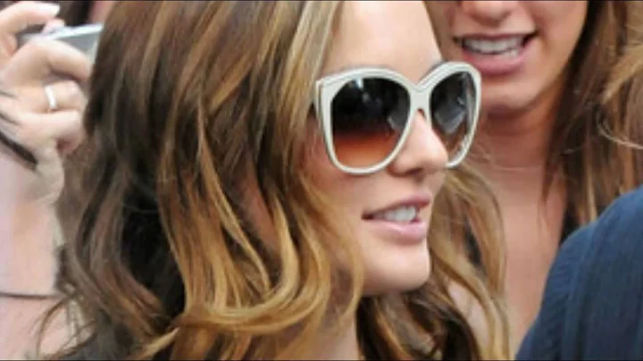Ashley Leighton Photo 22
