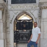 Cesar Castro Photo 6