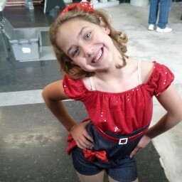 Melia Miller Photo 5