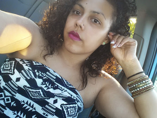 Nadine Morales Photo 14