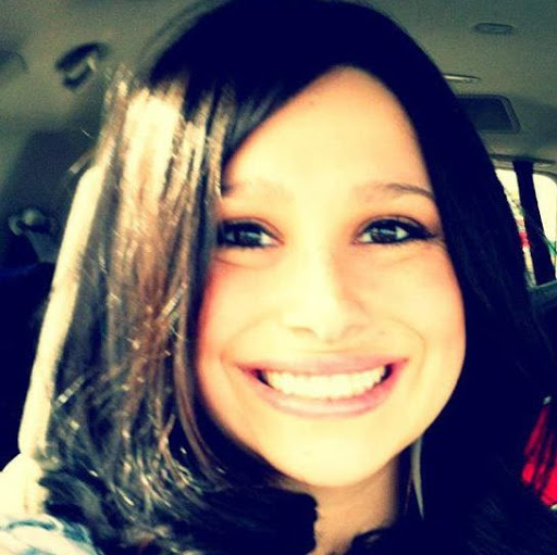 Lori Lynch Photo 15