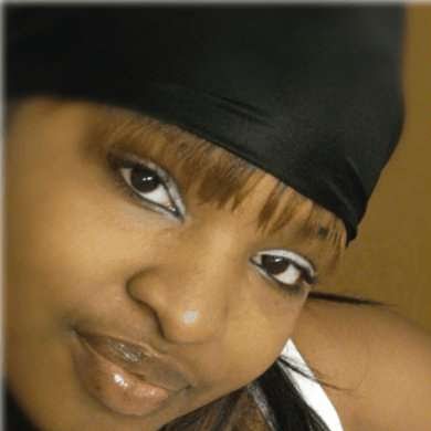 Dominique Tucker Photo 12