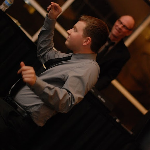 Riley Johnson Photo 9