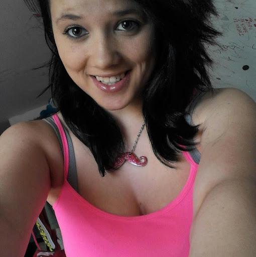 Britney Ross Photo 10
