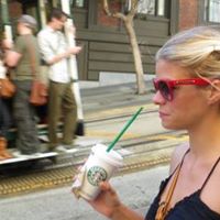 Julia Christiansen Photo 5