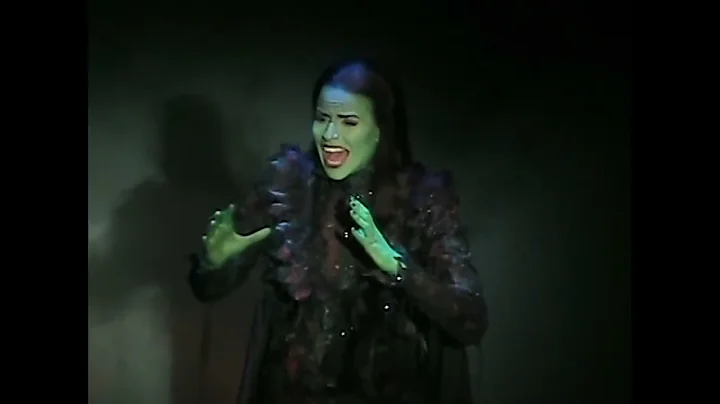 Mindy Gonzalez Photo 32