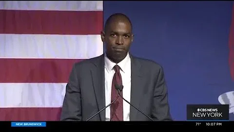 Antonio Delgado Photo 40