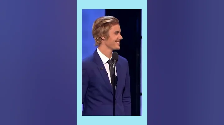 Justin Cumming Photo 21