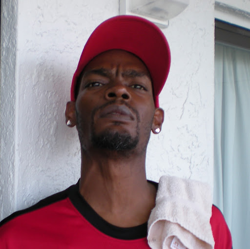 Tarona Bailey Photo 1