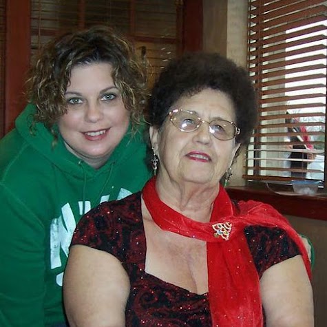 Mary Everett Photo 13