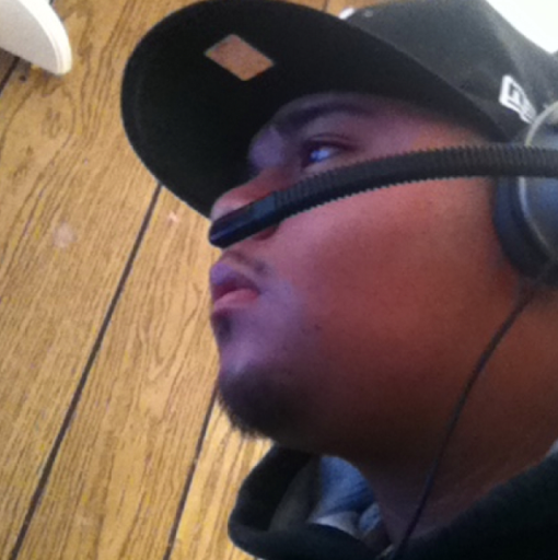 Gilbert Mendoza Photo 11