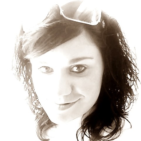 Lisa Carnes Photo 15