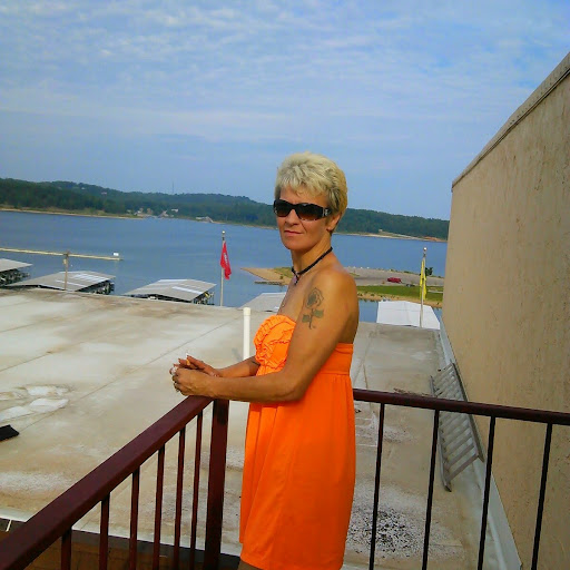 Dawn Quinn Photo 14