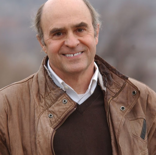 Carl Manthei Photo 2