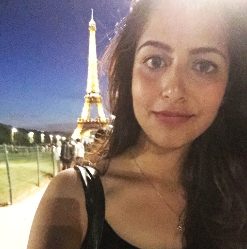Manisha Singh Photo 16
