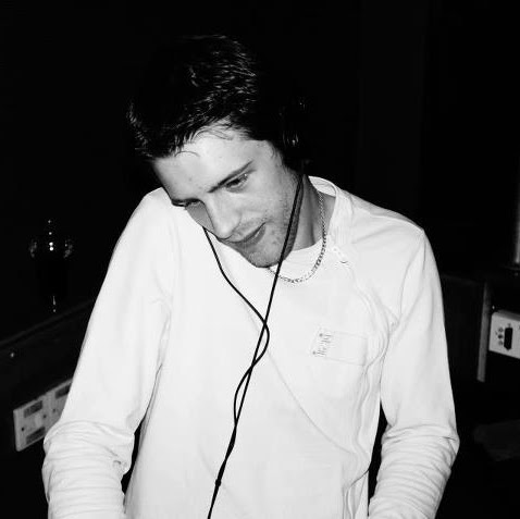 Leon Barker Photo 11
