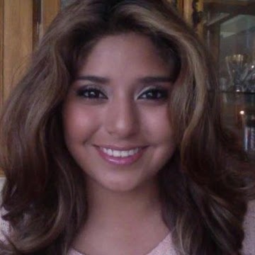 Claudia Pelaez Photo 10