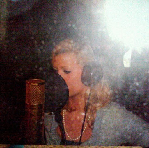 Rachel Guest Photo 17