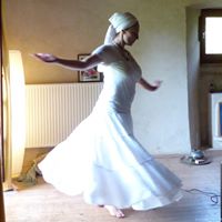 Claire Livingston Photo 3