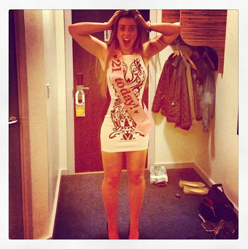 Rachael Bennett Photo 12