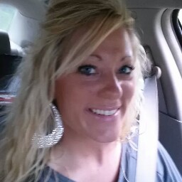 Tiffany Hubbard Photo 12