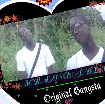 Lester John Photo 13