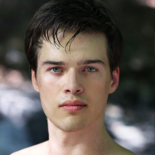Gregory Taylor Photo 16