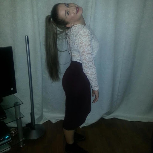 Natalie Mcmahon Photo 10