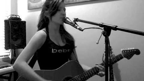 Rikki Thompson Photo 28