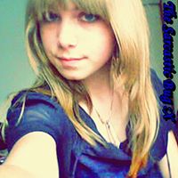 Annie Compton Photo 1
