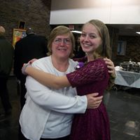 Laurie Kratz Photo 1