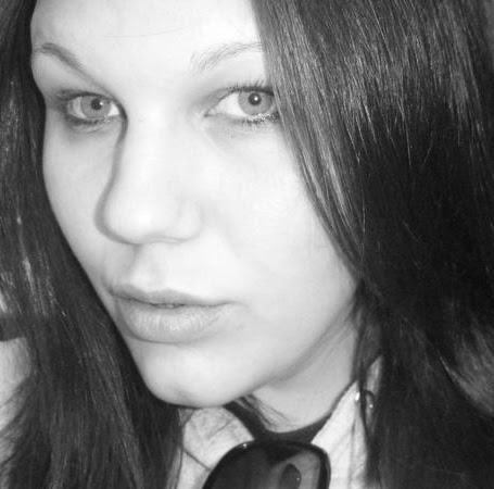 Kimber White Photo 8