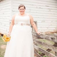 Brooke Perkins Photo 9
