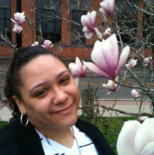 Angelina Santiago Photo 27