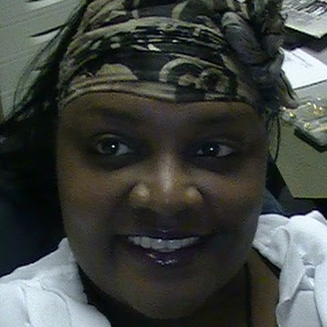Leslie Adams Photo 16