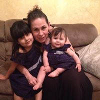 Laura Gomez Photo 8