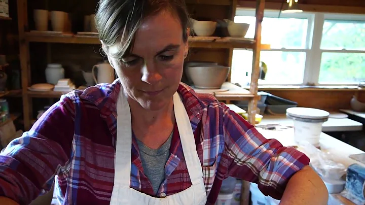 Julie Crosby Photo 33