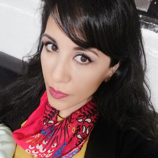 Melanie Rocha Photo 10