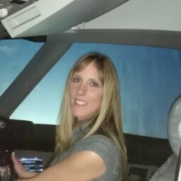Stephanie Oberg Photo 10