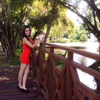 Karen Castellanos Photo 6