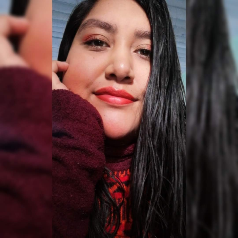 Ruby Flores Photo 11