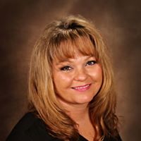 Connie Lynch Photo 3