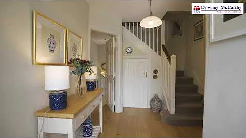 Douglas Close Photo 8