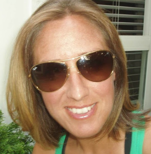 Nicole Emerson Photo 14