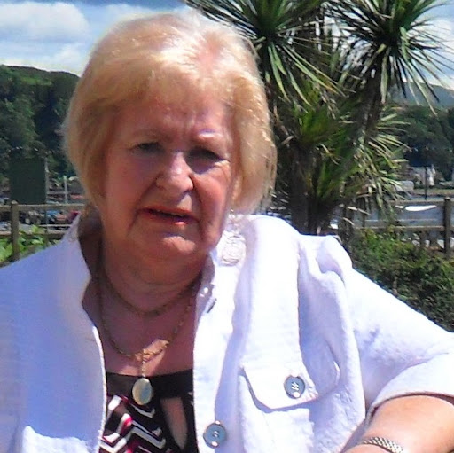 Anne Millar Photo 9