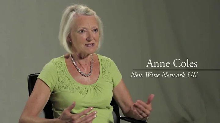 Anne Coles Photo 21